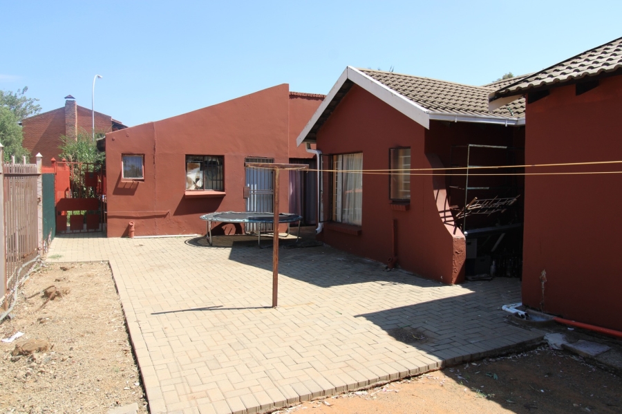 3 Bedroom Property for Sale in Ehrlich Park Free State